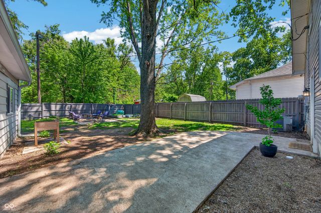 2112 Putnam Street, Terre Haute, IN 47803