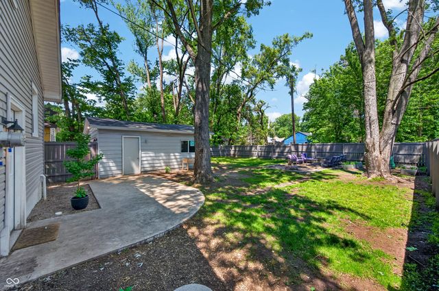2112 Putnam Street, Terre Haute, IN 47803