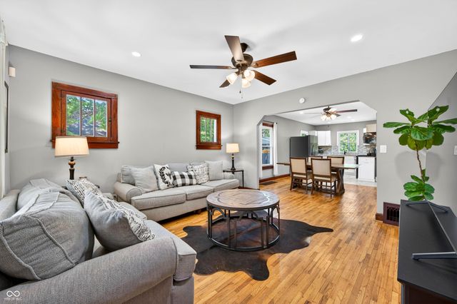 2112 Putnam Street, Terre Haute, IN 47803
