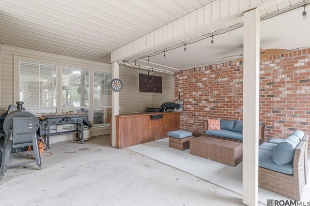 9160 Rue De Fleur, Denham Springs, LA 70706