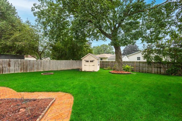 3206 35th Avenue, Rock Island, IL 61201