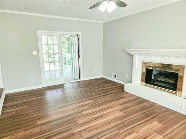 850 Springtime Drive, Lawrenceville, GA 30043