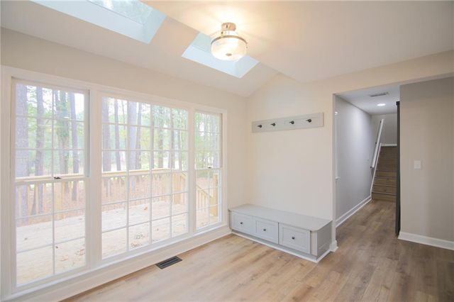 5702 Brynwood Circle NW, Acworth, GA 30101