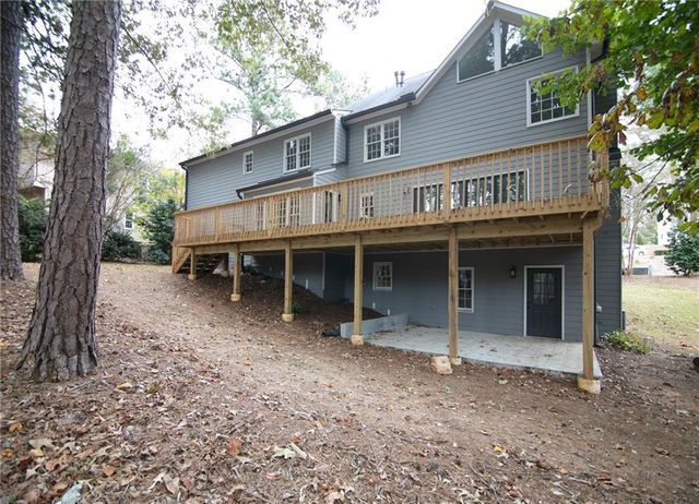 5702 Brynwood Circle NW, Acworth, GA 30101
