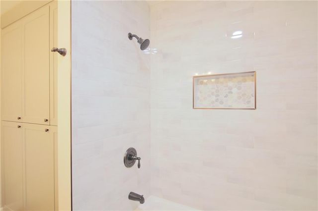 5702 Brynwood Circle NW, Acworth, GA 30101