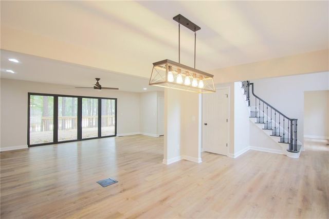 5702 Brynwood Circle NW, Acworth, GA 30101