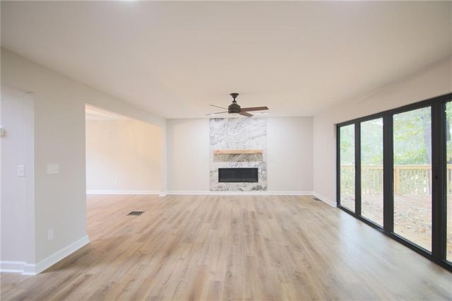 5702 Brynwood Circle NW, Acworth, GA 30101