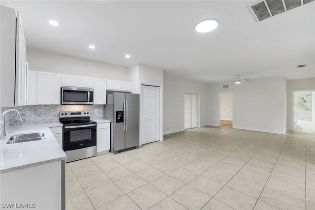 4575 4th AVE SE, Naples, FL 34117