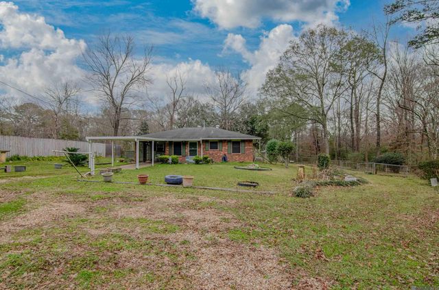 7363 Tommy James Ln, Jackson, LA 70748