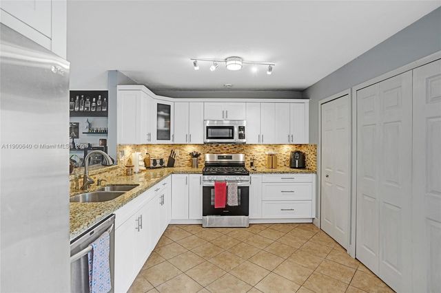 12221 SW 144th Ter, Miami, FL 33186