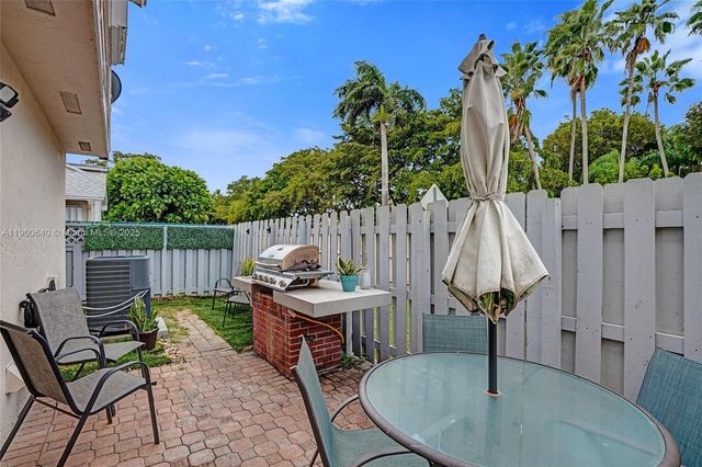 12221 SW 144th Ter, Miami, FL 33186