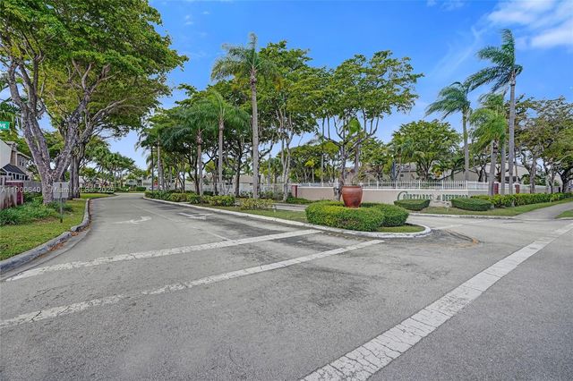 12221 SW 144th Ter, Miami, FL 33186