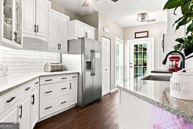 142 Laurel Creek Court, Carrollton, GA 30117