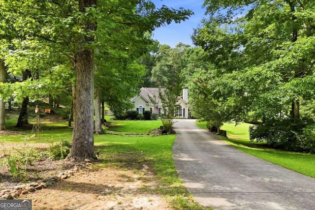 142 Laurel Creek Court, Carrollton, GA 30117