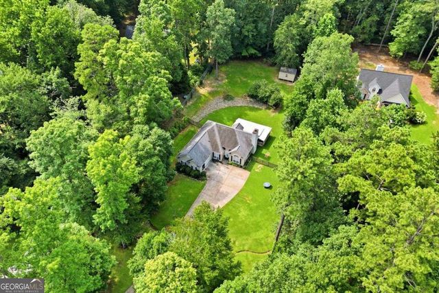 142 Laurel Creek Court, Carrollton, GA 30117