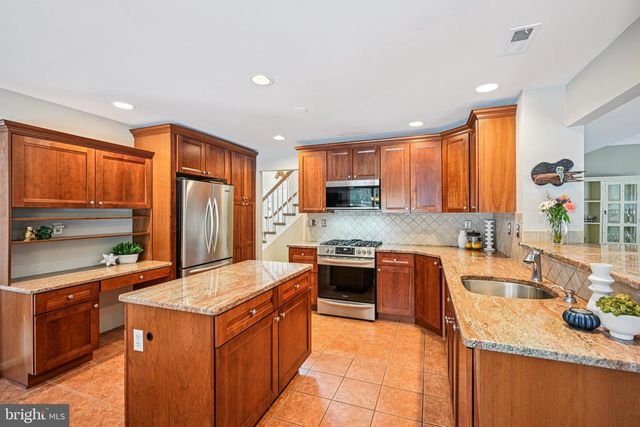 520 IRONWOOD WAY, Dresher, PA 19025