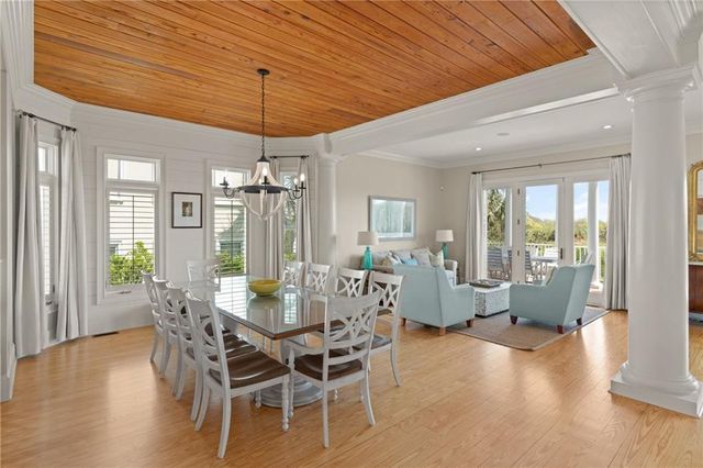 1709 Dixon Lane, St. Simons Island, GA 31522