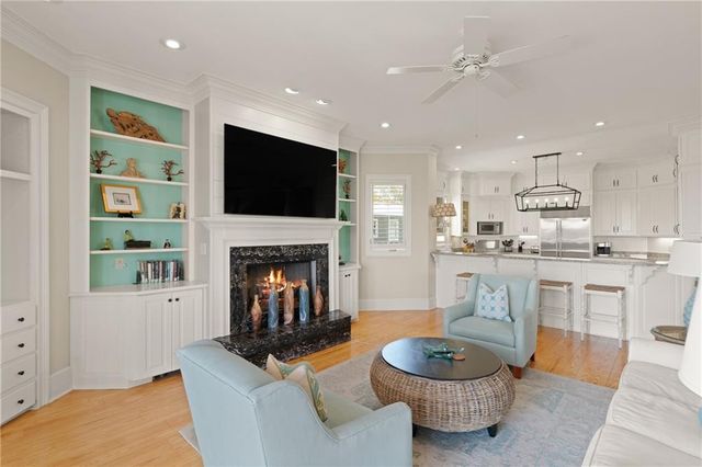 1709 Dixon Lane, St. Simons Island, GA 31522