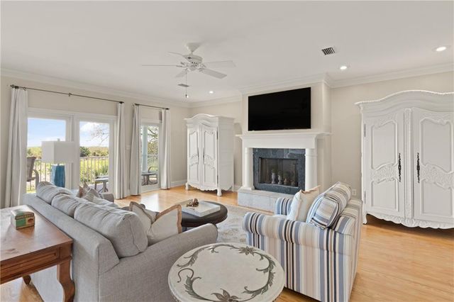1709 Dixon Lane, St. Simons Island, GA 31522