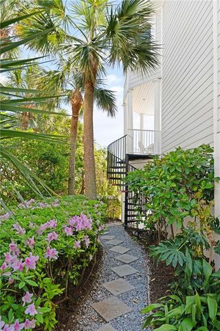 1709 Dixon Lane, St. Simons Island, GA 31522