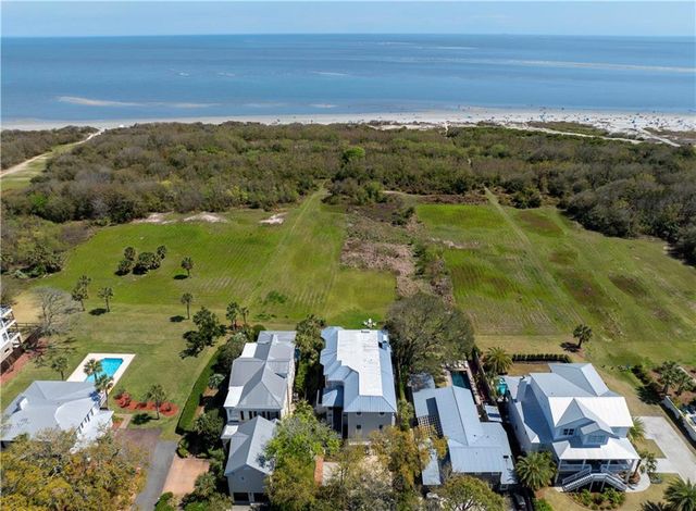 1709 Dixon Lane, St. Simons Island, GA 31522