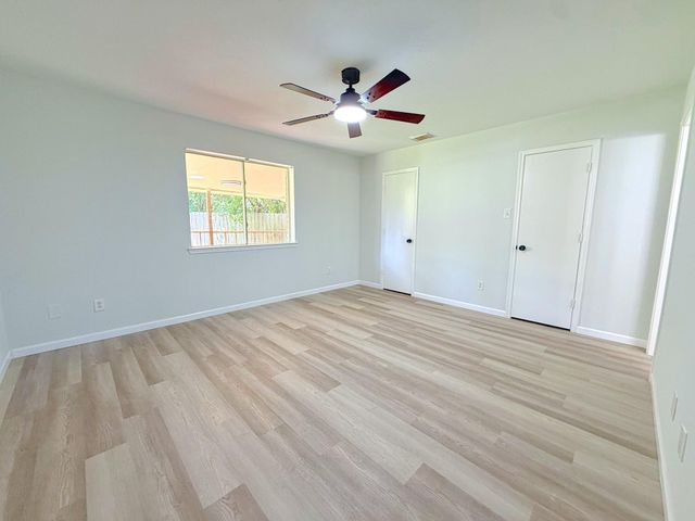 14638 Presidents Drive W, Houston, TX 77047