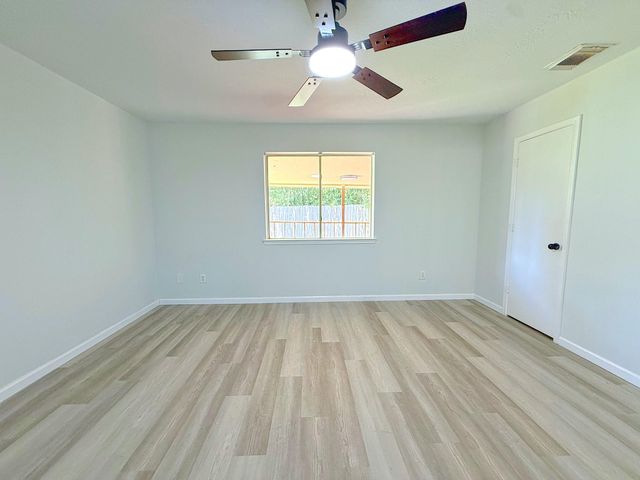 14638 Presidents Drive W, Houston, TX 77047