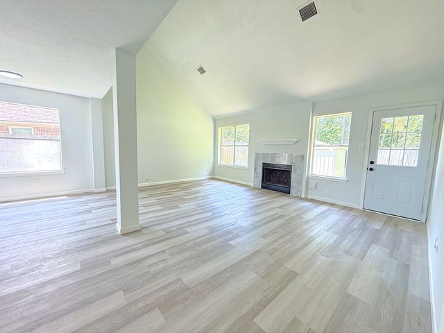 14638 Presidents Drive W, Houston, TX 77047