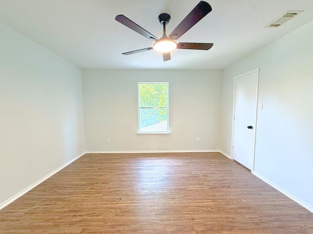 14638 Presidents Drive W, Houston, TX 77047
