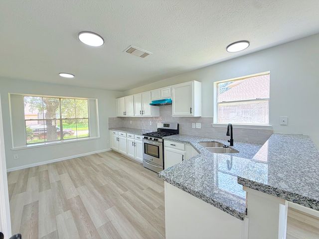 14638 Presidents Drive W, Houston, TX 77047