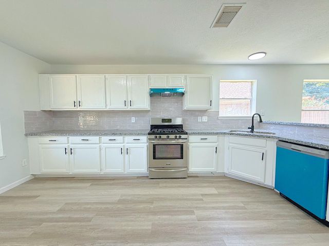 14638 Presidents Drive W, Houston, TX 77047