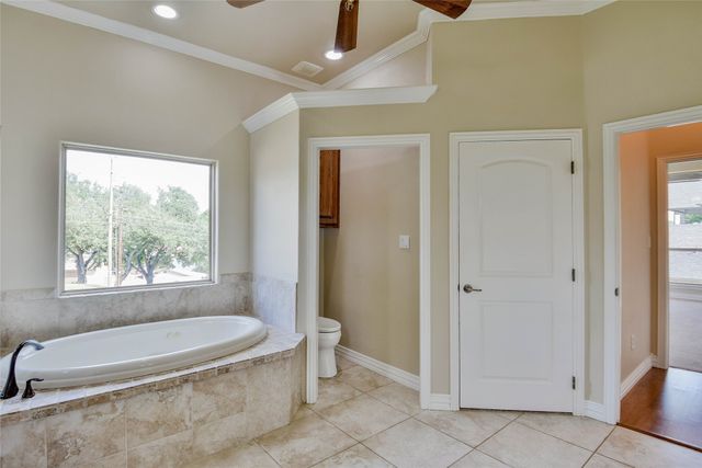 4900 Rio Vista Drive, De Cordova, TX 76049