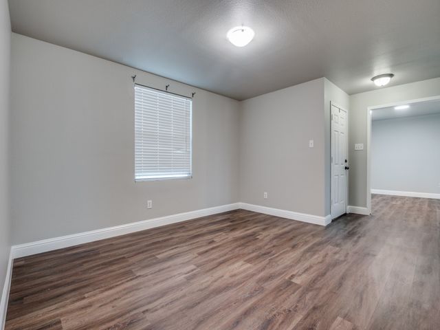 1035 Mayflowers Lane, Lancaster, TX 75134