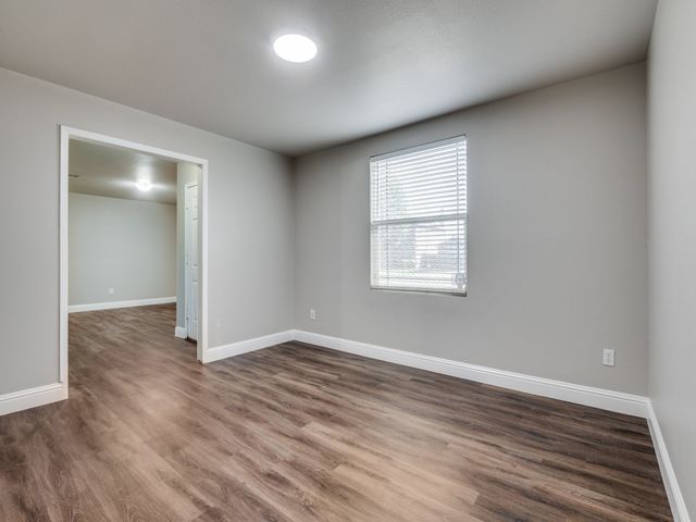 1035 Mayflowers Lane, Lancaster, TX 75134