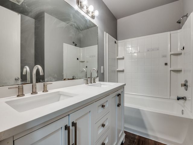 1035 Mayflowers Lane, Lancaster, TX 75134