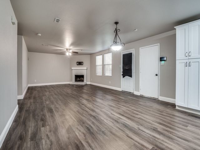 1035 Mayflowers Lane, Lancaster, TX 75134