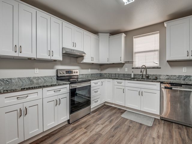 1035 Mayflowers Lane, Lancaster, TX 75134