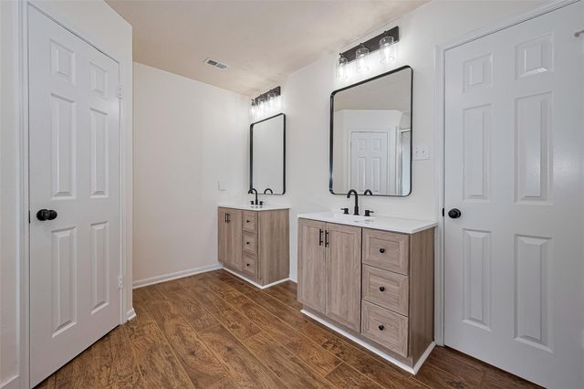 2307 Country Place Drive, Richmond, TX 77406