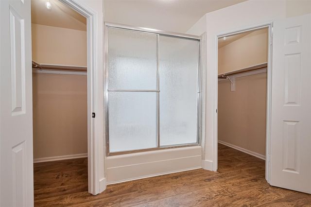 2307 Country Place Drive, Richmond, TX 77406