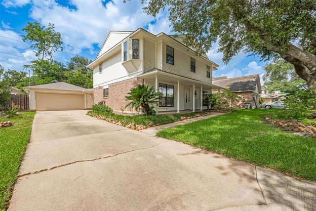 2307 Country Place Drive, Richmond, TX 77406