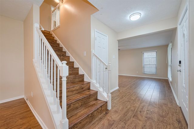 2307 Country Place Drive, Richmond, TX 77406