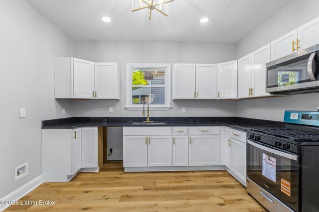 3343 Taylor Blvd, Louisville, KY 40215