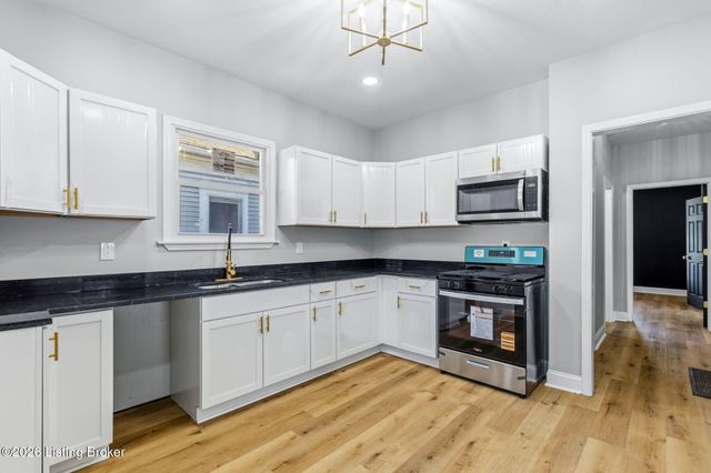 3343 Taylor Blvd, Louisville, KY 40215
