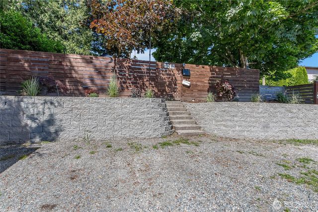 1314 S Madison, Tacoma, WA 98405