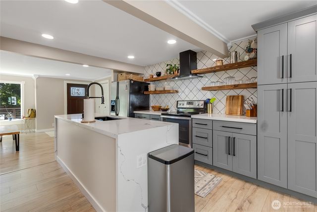 1314 S Madison, Tacoma, WA 98405