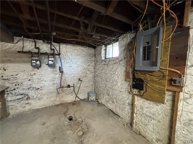 501 Montrose Avenue, Geddes, NY 13219
