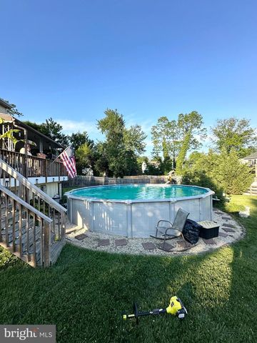 1 HERD CT, Catonsville, MD 21228