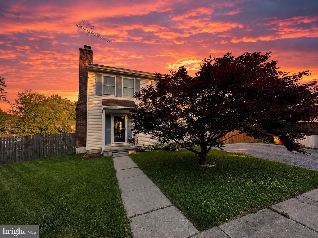 1 HERD CT, Catonsville, MD 21228