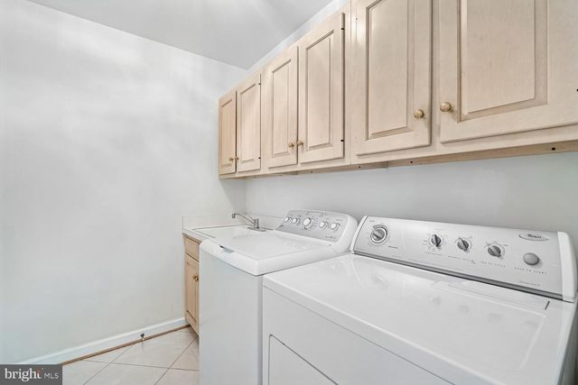 5105 WARREN PL NW, Washington, DC 20016