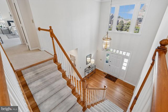 5105 WARREN PL NW, Washington, DC 20016